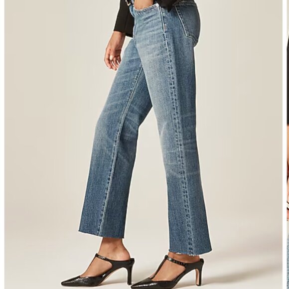 J.Crew Nipped straight jean in rigid Reagan Wash Size 25. NWT!!! - Picture 2 of 4